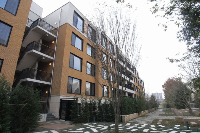 グロブナープレイス神園町