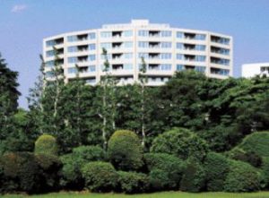 プラウド新宿御苑エンパイア