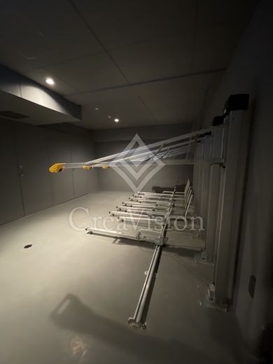 ブリリアイスト渋谷本町 駐輪場　写真