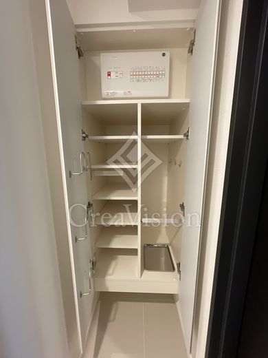 ブリリアイスト渋谷本町 1LDK　シューズクローゼット