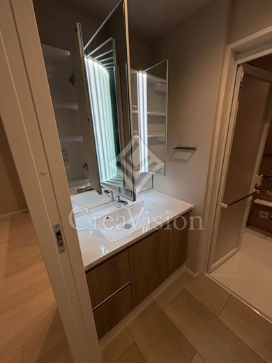 ミリアレジデンス白金台 独立洗面所