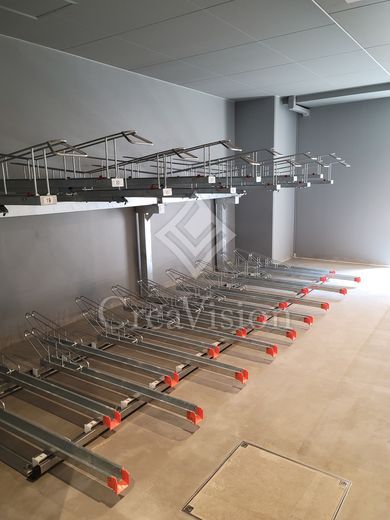 パークアクシス浅草田原町ガーデン 駐輪場