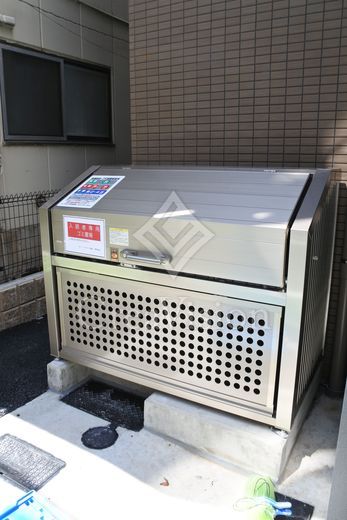 ザ・パークマナー千駄木 ゴミ置き場