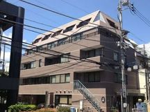 アロバール南青山 物件写真 建物写真1