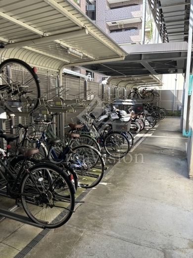 パークアクシス横浜山下町 駐輪場