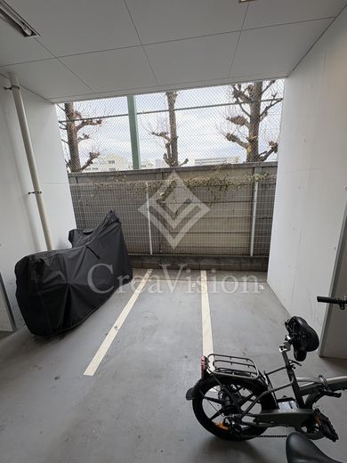 リテラス三軒茶屋 バイク置き場