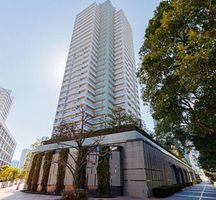 ヨコハマポートサイドロア壱番館 物件写真 建物写真1