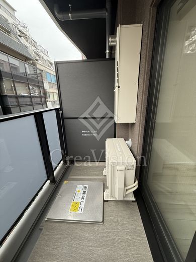 S-RESIDENCE新宿御苑 (エスレジデンス新宿御苑) バルコニー