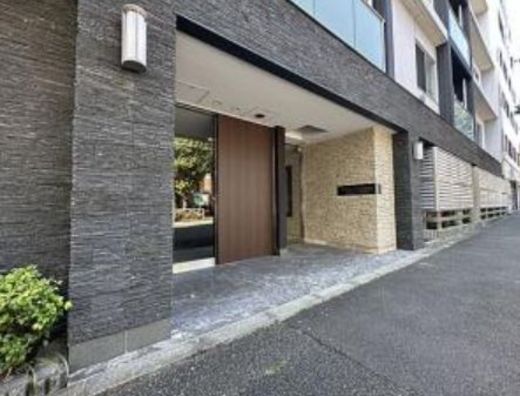 ラフィーネ深沢サクラテラス 外観