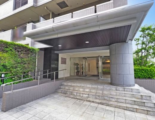 シャリエ横浜ベイグランデ 外観