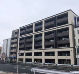 ヴェレーナ横浜反町駅前 写真