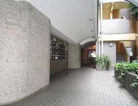 ロイヤルフラット野毛山壱番館 物件写真 建物写真4