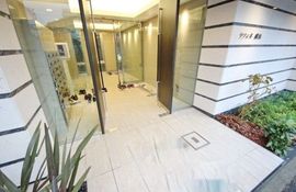 ラフィネ横浜 外観