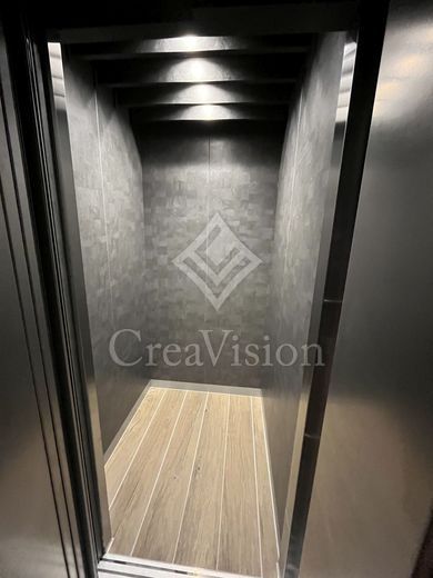 コンフォリア上目黒 建物画像