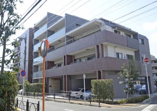リリーゼ練馬中村北 写真