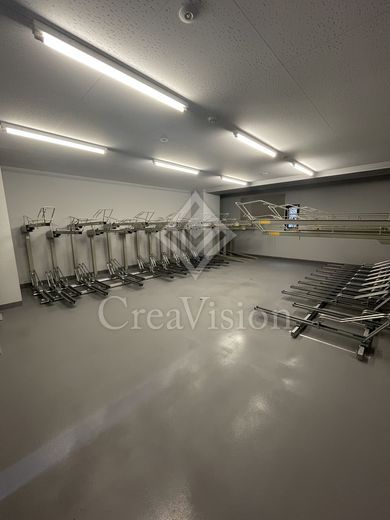 ベルファース八丁堀West 駐輪場
