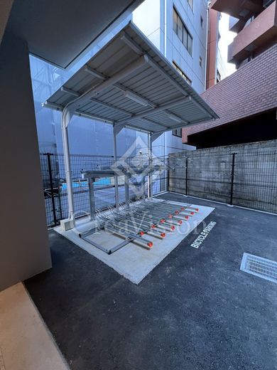 リビオメゾン東池袋 駐輪場　写真