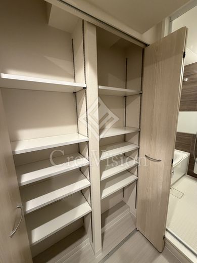 LUMICITY月島 収納