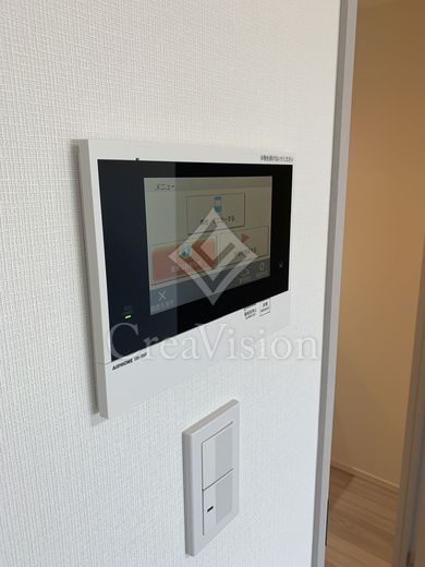クレストタップ新横浜 モニター付きインターホン
