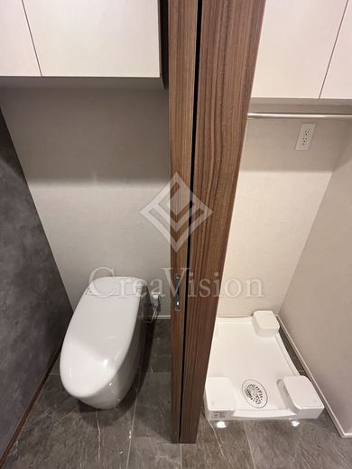 THE AKASAKA RESIDENCE S.O.A-the spirit of akasaka- トイレ