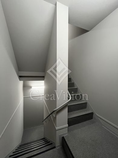 リビオメゾン大岡山 階段