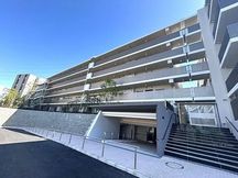 ザ・パークハウス横浜港南台 物件写真 建物写真1