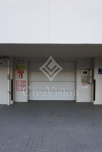プライムアーバン笹塚 駐車場　写真