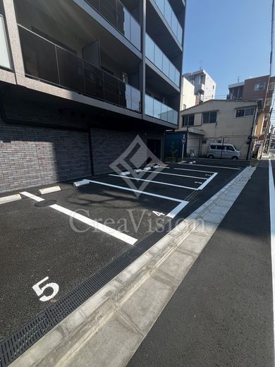 BPRレジデンス東日暮里 駐車場