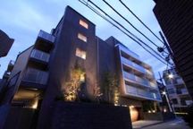 プラウドフラット南青山 物件写真 建物写真1