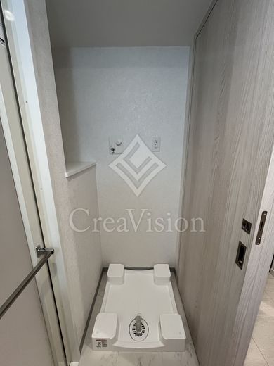 コンフォリア・リヴ文京護国寺 洗濯機置場