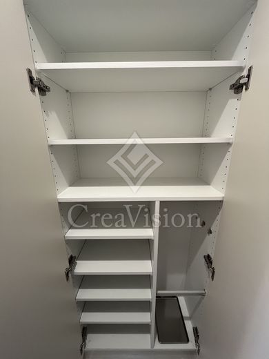 コンフォリア・リヴ文京護国寺 収納