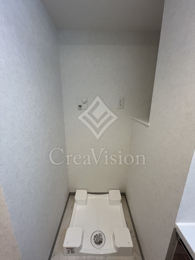 コンフォリア・リヴ文京護国寺 洗濯機置場