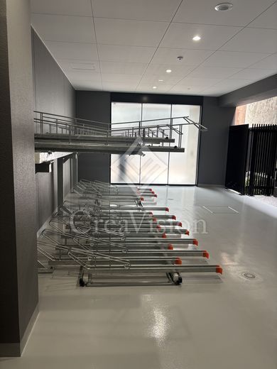 シーズンフラッツ新御徒町イースト 駐輪場