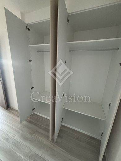 スタイリオ新丸子駅前 収納