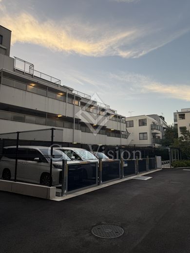 ブランシエスタ目黒中央町 機械式駐車場