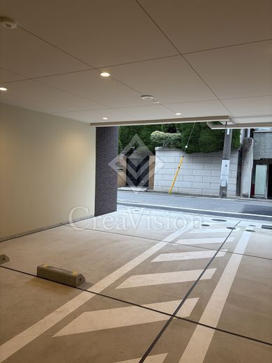 グランカーサ千駄木 駐車場