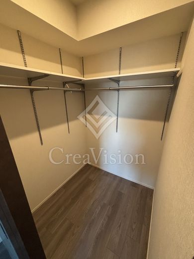 ロイヤルパークス有明 ウォークインクローゼット