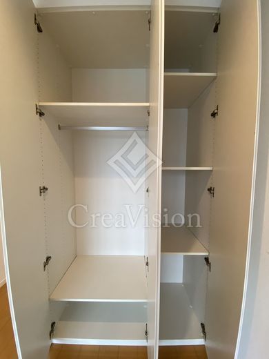 フレンシア外苑西 収納