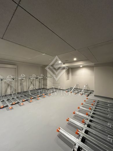 コンフォリア・リヴ門前仲町EAST 駐輪場　写真