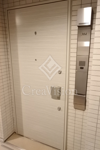 オープンレジデンシア表参道est 玄関