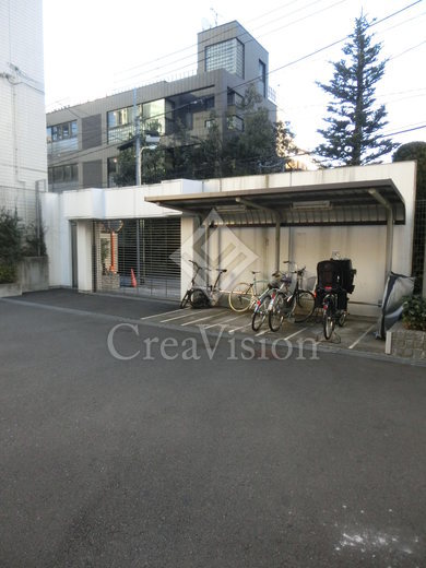 パークハビオ麻布台 バイク置き場