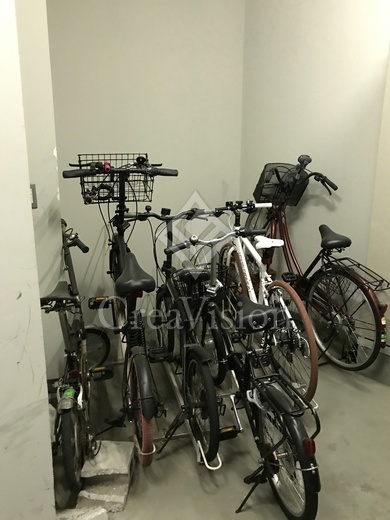 パークフロント西新宿 駐輪場