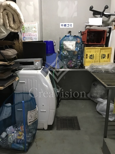 パークフロント西新宿 駐輪場　写真