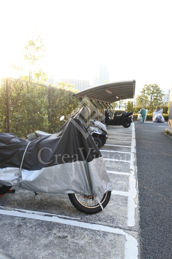 ベルタワー バイク置場