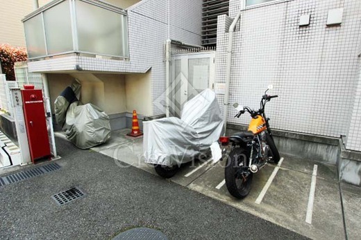 HF碑文谷レジデンス バイク置場