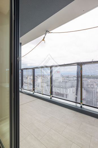 ＪＩＹＵＧＡＯＫＡ　ＭＵＳＥ　ＳＱＵＡＲＥ　ＴＨＥ　ＲＥＳＩＤＥＮＣＥ バルコニー