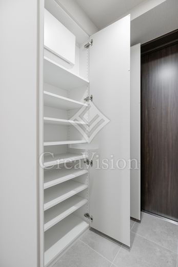 ＪＩＹＵＧＡＯＫＡ　ＭＵＳＥ　ＳＱＵＡＲＥ　ＴＨＥ　ＲＥＳＩＤＥＮＣＥ シューズボックス