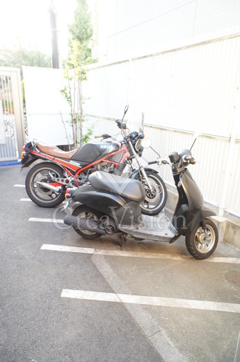KDXレジデンス駒沢公園 バイク置き場　画像