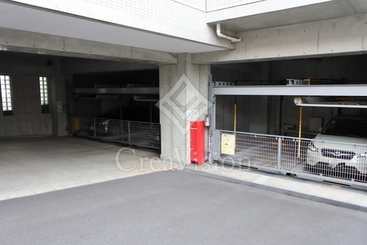 レジディア文京本駒込 駐車場