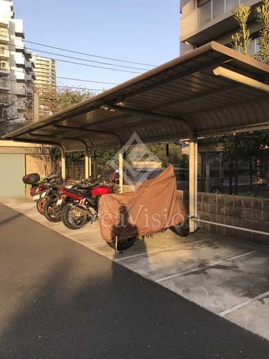 ベルファース目黒 バイク置き場